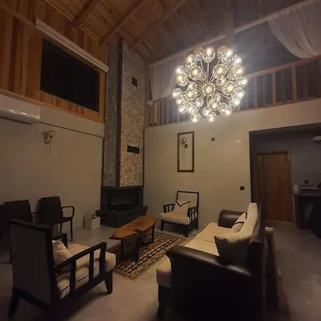 Chalet Eviniz Rahatliginda, Essiz Doga Manzarali Dag Evi *