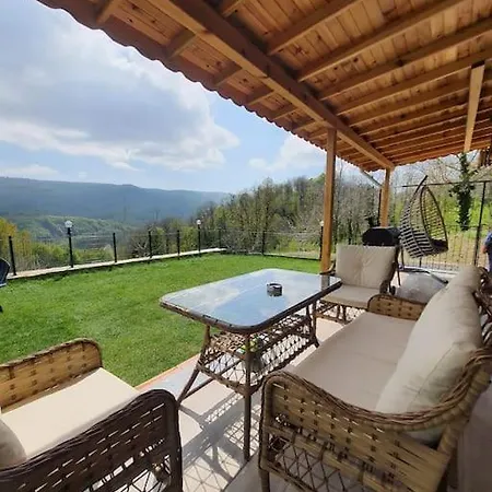 Eviniz Rahatliginda, Essiz Doga Manzarali Dag Evi Chalet Golcuk