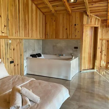 Eviniz Rahatliginda, Essiz Doga Manzarali Dag Evi Golcuk